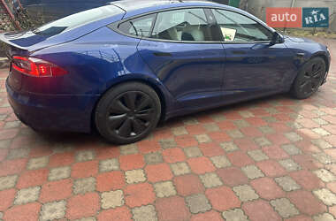 Лифтбек Tesla Model S 2022 в 