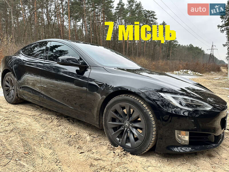 Tesla Model S 2018