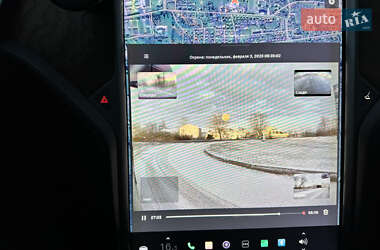 Лифтбек Tesla Model S 2018 в 