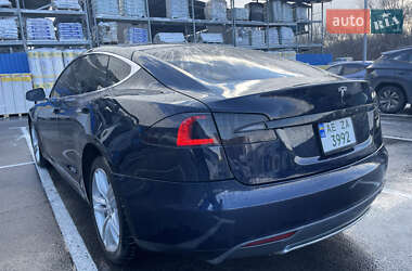 Tesla Model S 2013