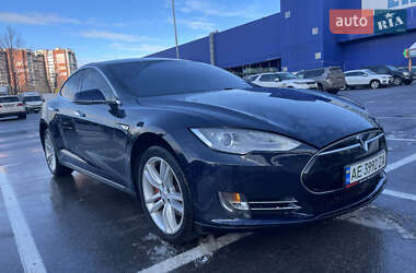 Лифтбек Tesla Model S 2013 в Днепре