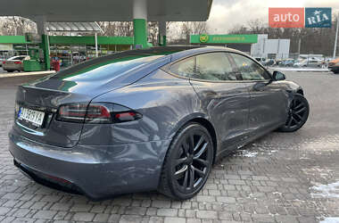 Лифтбек Tesla Model S 2022 в Киеве