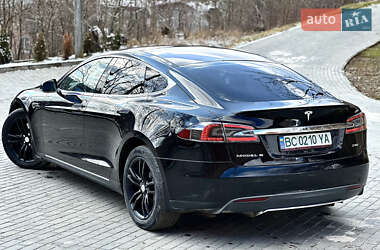 Лифтбек Tesla Model S 2014 в 