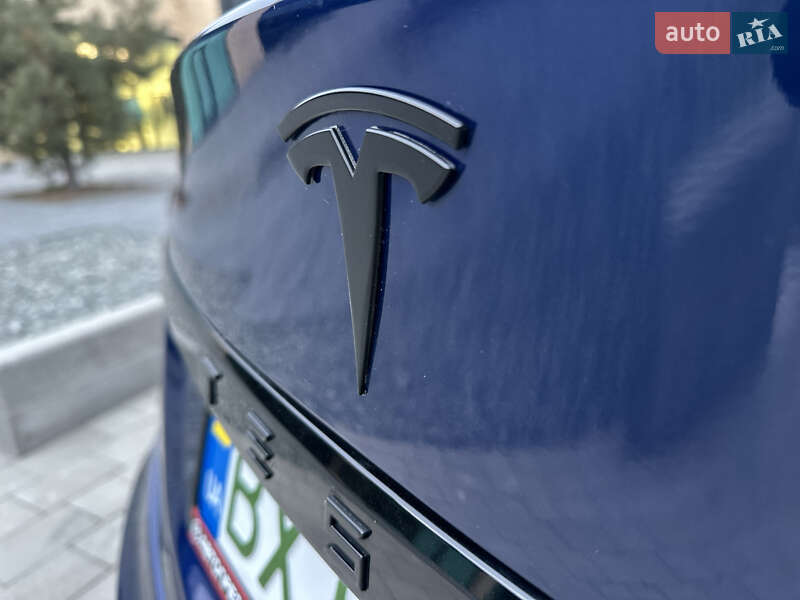 Ліфтбек Tesla Model S 2021 в Хмельницькому