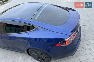 Лифтбек Tesla Model S 2021 в 