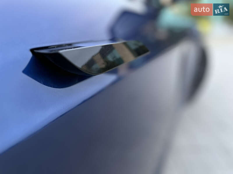 Ліфтбек Tesla Model S 2021 в Хмельницькому