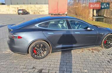 Ліфтбек Tesla Model S 2015 в Зборові