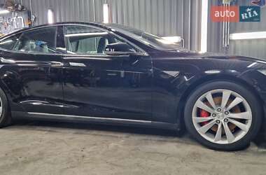 Ліфтбек Tesla Model S 2014 в Києві