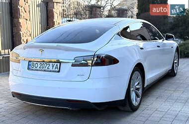 Лифтбек Tesla Model S 2016 в Тернополе