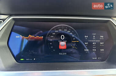 Лифтбек Tesla Model S 2014 в 
