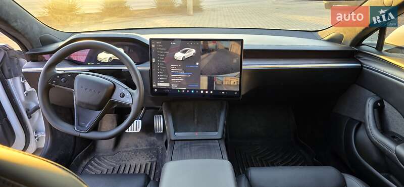 Ліфтбек Tesla Model S 2024 в Дніпрі