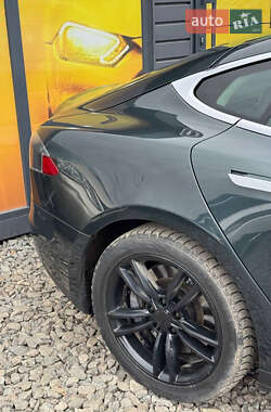 Лифтбек Tesla Model S 2014 в Стрые