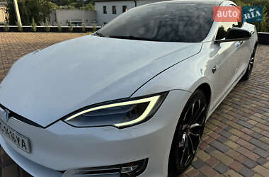 Лифтбек Tesla Model S 2019 в Киеве