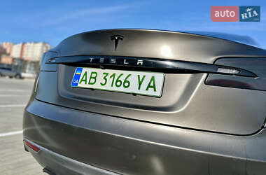 Лифтбек Tesla Model S 2014 в Виннице