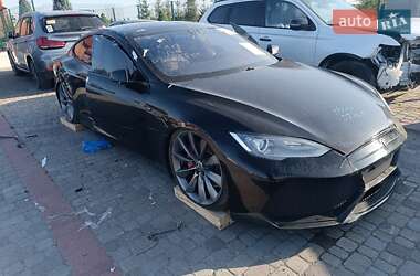 Ліфтбек Tesla Model S 2013 в Львові