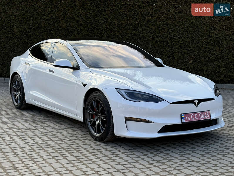 Ліфтбек Tesla Model S 2023 в 