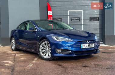 Tesla Model S 2018