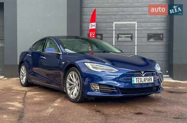 Ліфтбек Tesla Model S 2018 в Києві