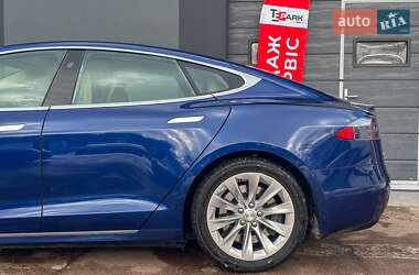 Ліфтбек Tesla Model S 2018 в Києві