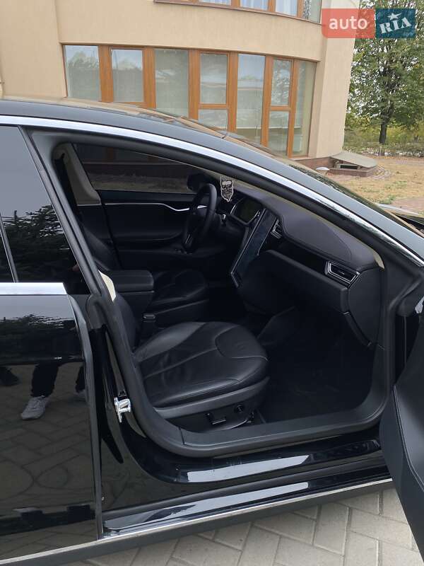 Лифтбек Tesla Model S 2014 в Харькове