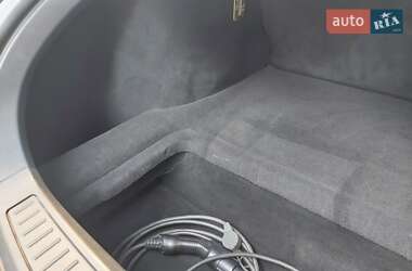 Лифтбек Tesla Model S 2014 в 