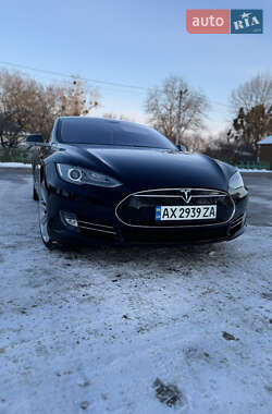 Лифтбек Tesla Model S 2013 в Полтаве