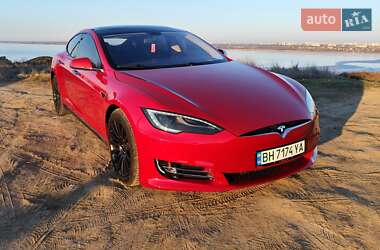 Tesla Model S 2013