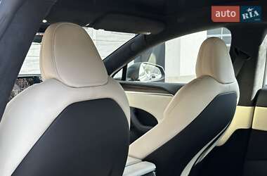 Ліфтбек Tesla Model S 2022 в 