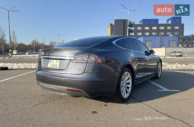 Ліфтбек Tesla Model S 2014 в Києві