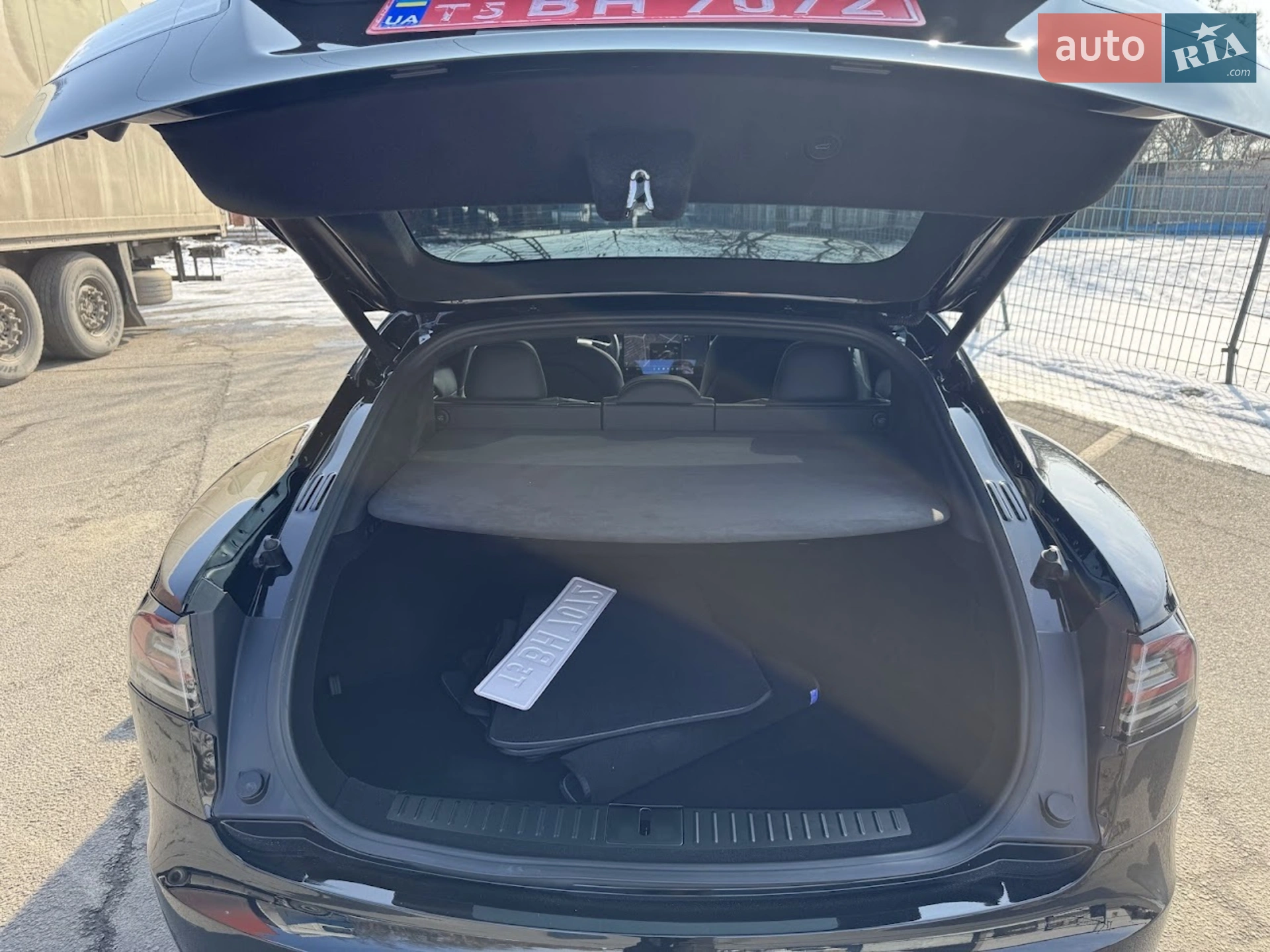 2023 Tesla Model S - мініатюра 8