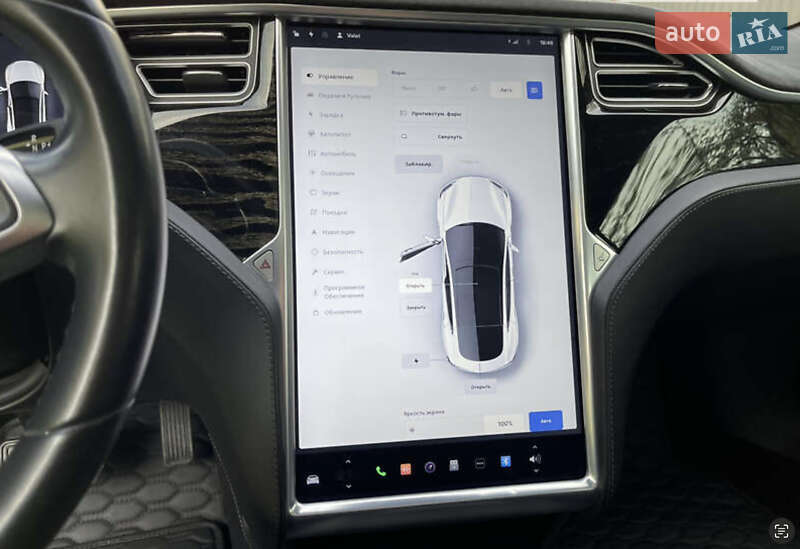 Ліфтбек Tesla Model S 2016 в Львові фото 11 Ліфтбек Tesla Model S 2016 в Львові