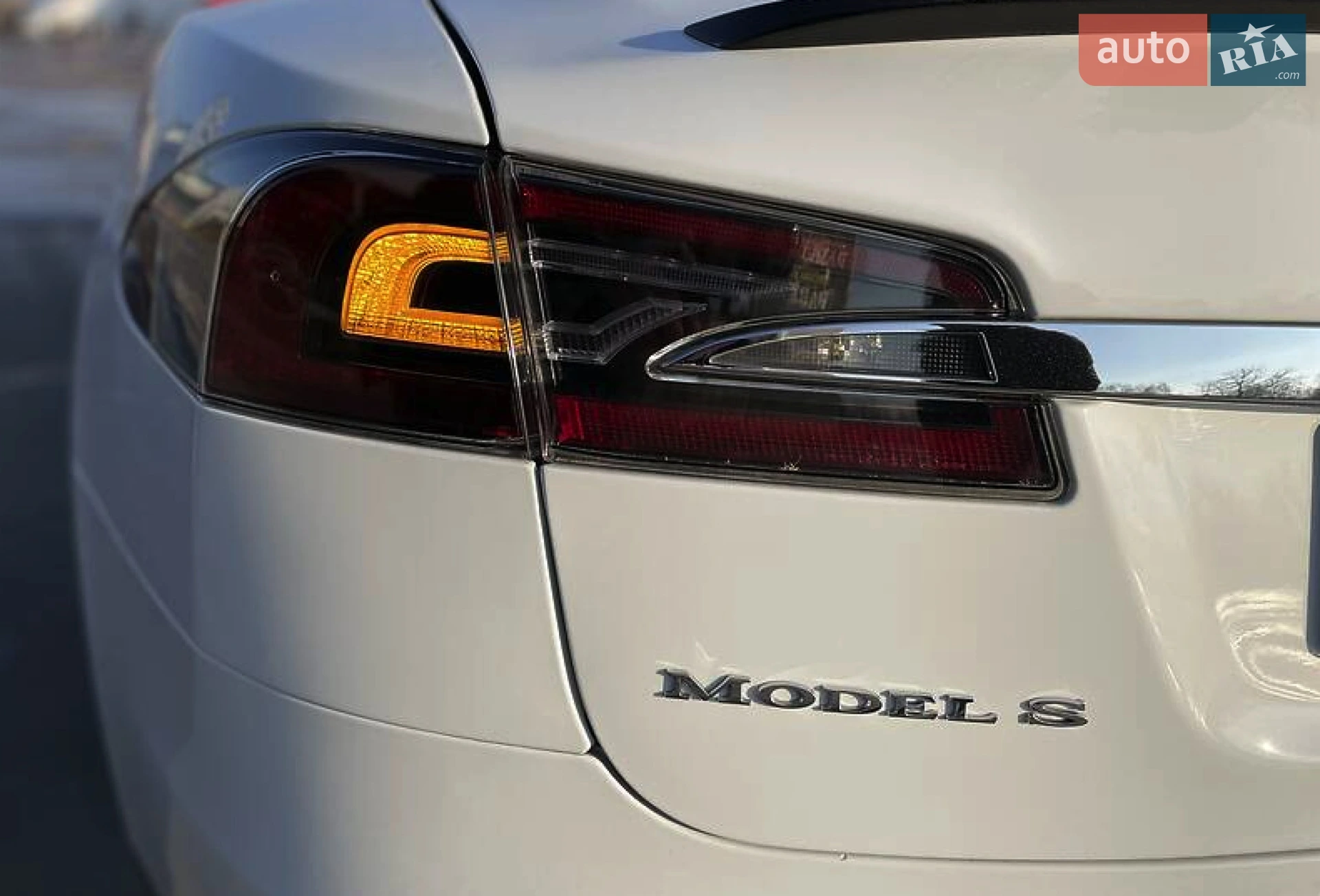 2015 Tesla Model S - мініатюра 23