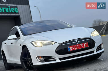 Tesla Model S 2013