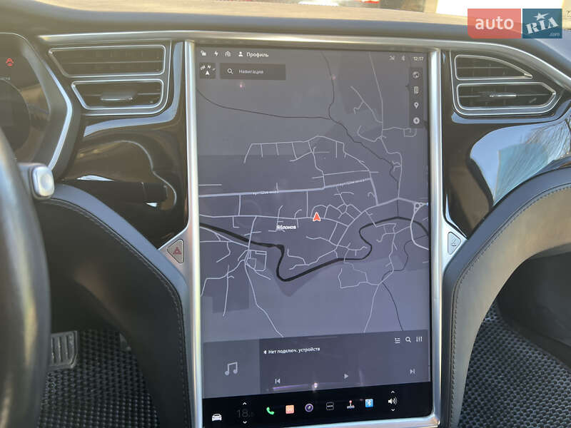 Лифтбек Tesla Model S 2016 в Коломые
