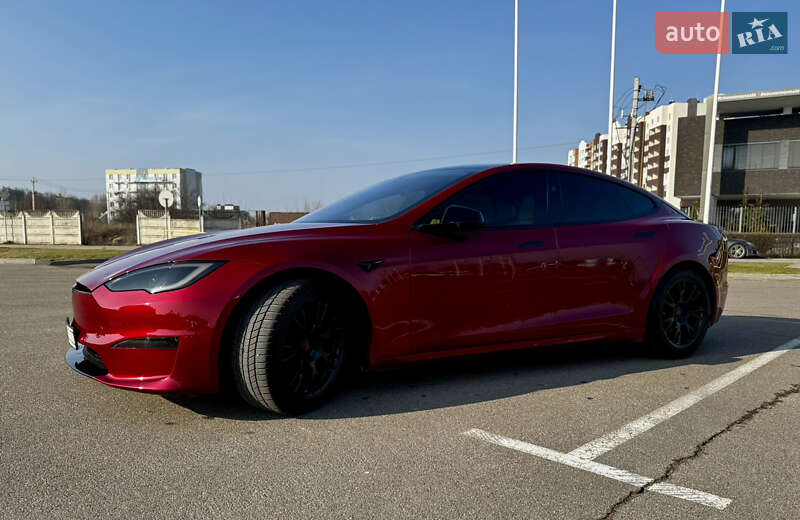 Лифтбек Tesla Model S 2023 в Киеве