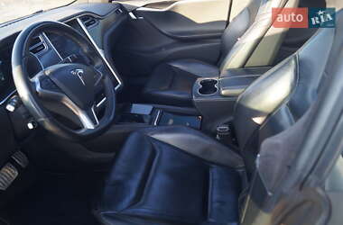 Ліфтбек Tesla Model S 2014 в 