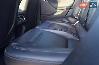 Ліфтбек Tesla Model S 2014 в 