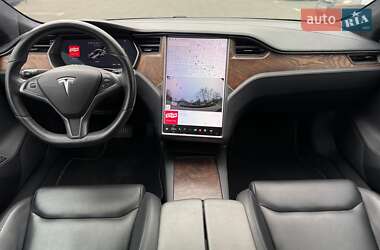 Лифтбек Tesla Model S 2020 в 