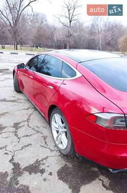 Ліфтбек Tesla Model S 2016 в 