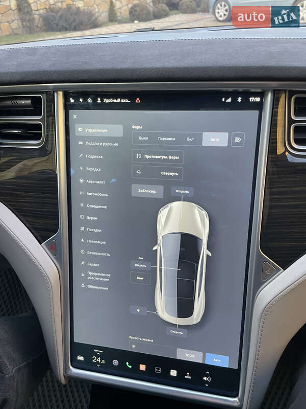 Ліфтбек Tesla Model S 2015 в Вінниці