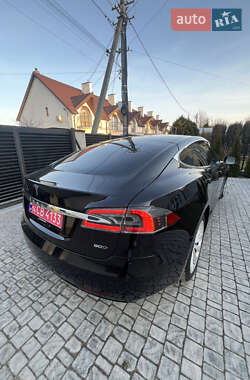 Лифтбек Tesla Model S 2017 в 