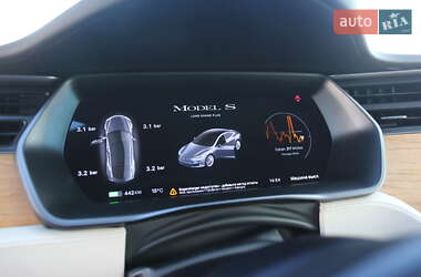 Ліфтбек Tesla Model S 2020 в 