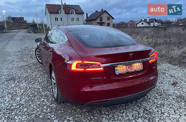 Лифтбек Tesla Model S 2016 в 