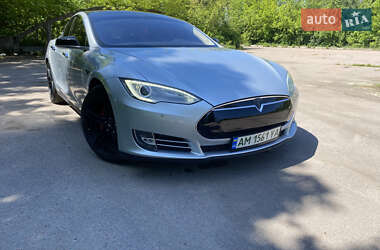 Ліфтбек Tesla Model S 2014 в Житомирі