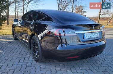 Лифтбек Tesla Model S 2016 в 