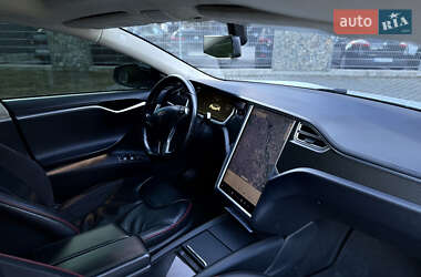 Ліфтбек Tesla Model S 2013 в 