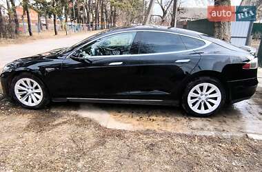 Лифтбек Tesla Model S 2013 в 