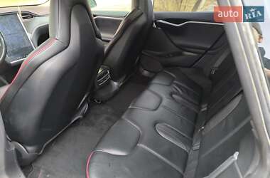 Лифтбек Tesla Model S 2013 в 