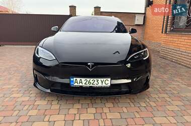 Лифтбек Tesla Model S 2021 в 