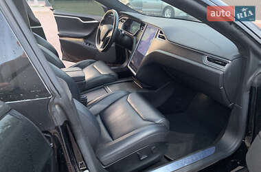 Лифтбек Tesla Model S 2017 в 